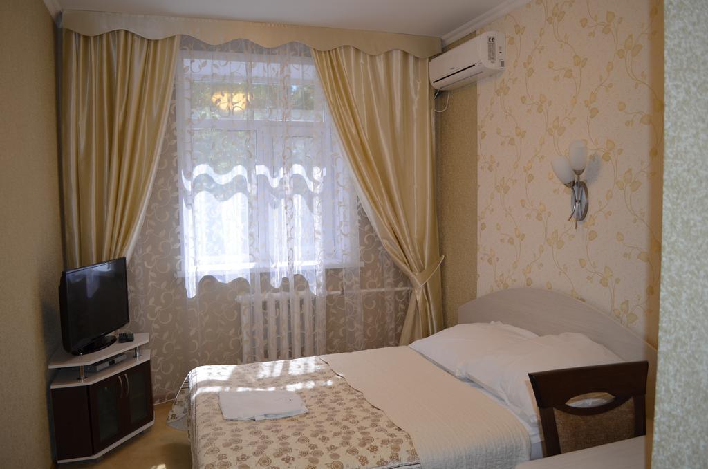 Mereke Hotel Ust-Kamenogorsk Room photo