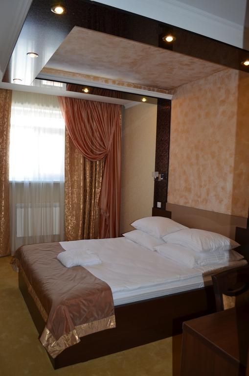 Mereke Hotel Ust-Kamenogorsk Room photo